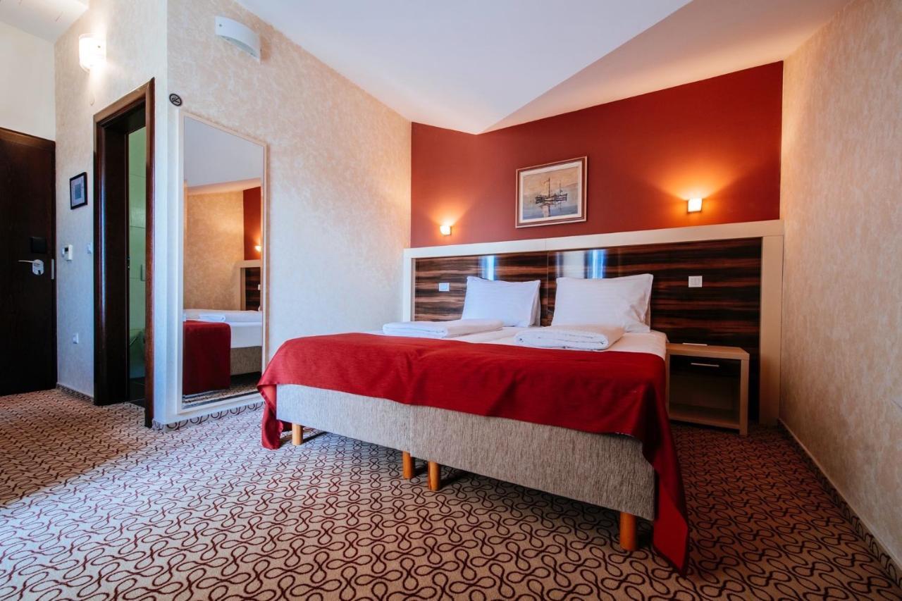 Hotel Terra Novalja Kültér fotó