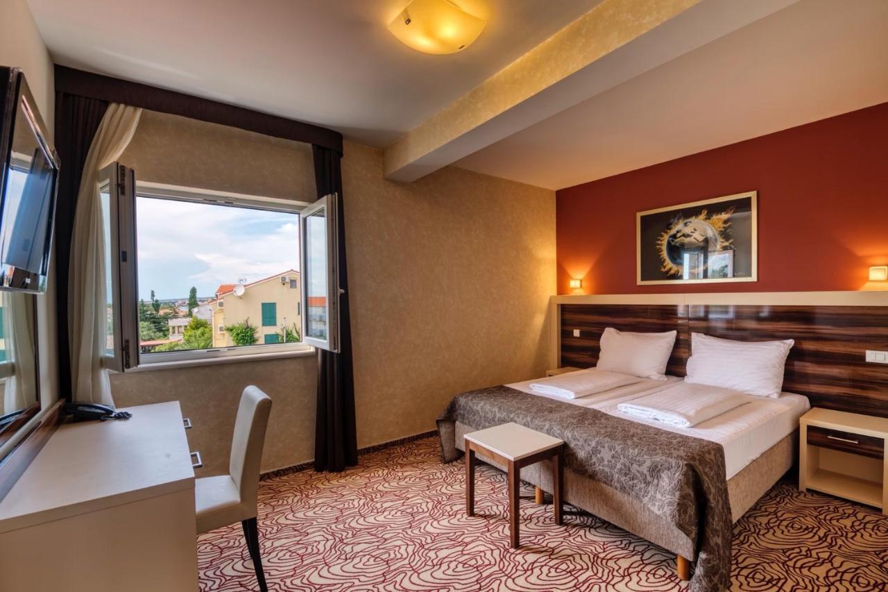 Hotel Terra Novalja Kültér fotó