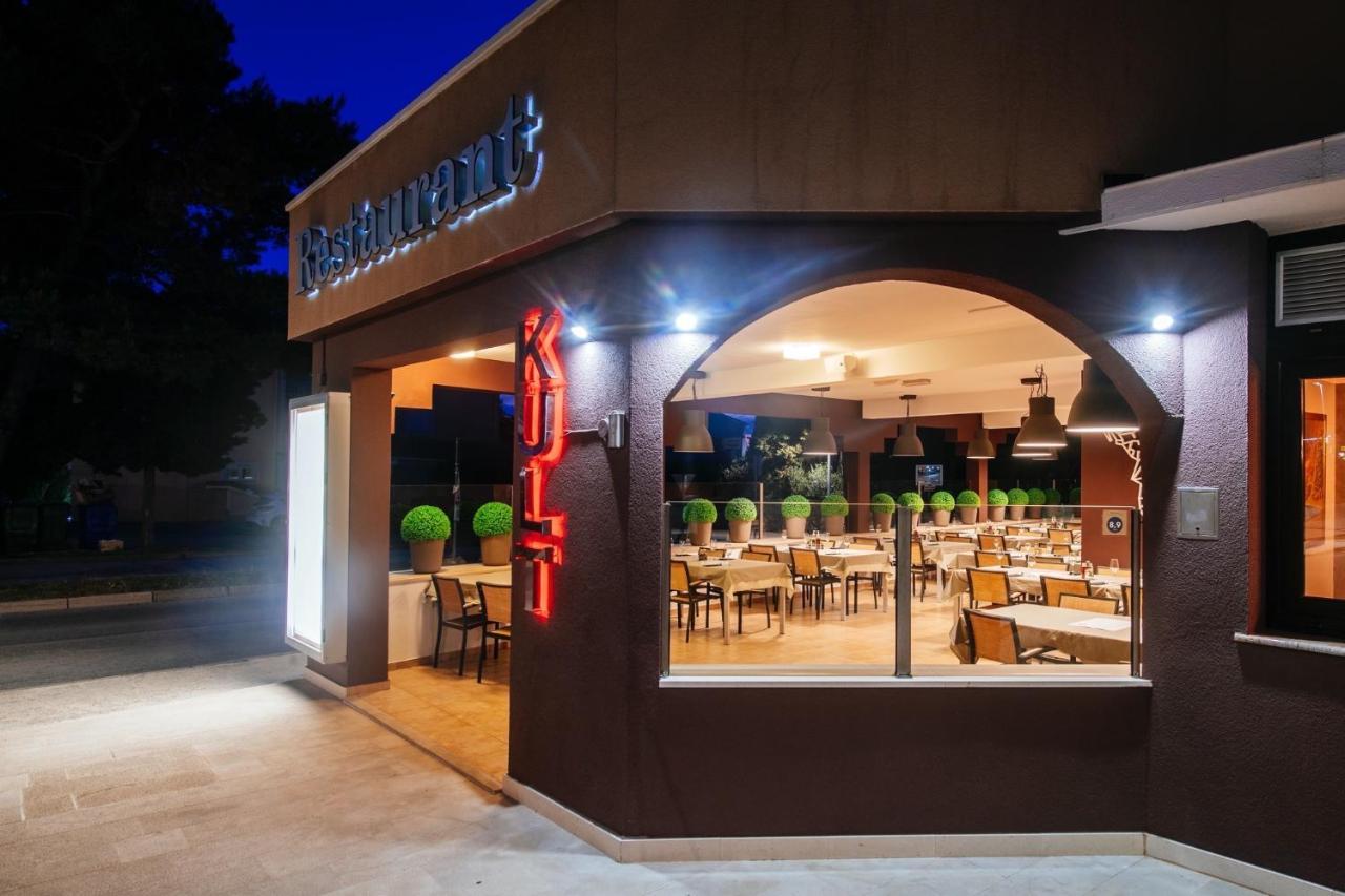 Hotel Terra Novalja Kültér fotó