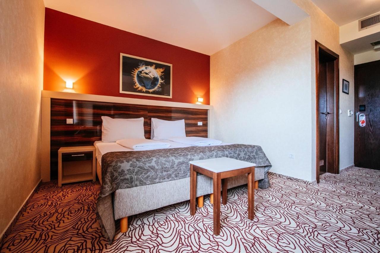 Hotel Terra Novalja Kültér fotó